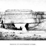 Wall of the Crow gate from Vyse, 1840 Wall of the Crow gate from Vyse, 1840.
